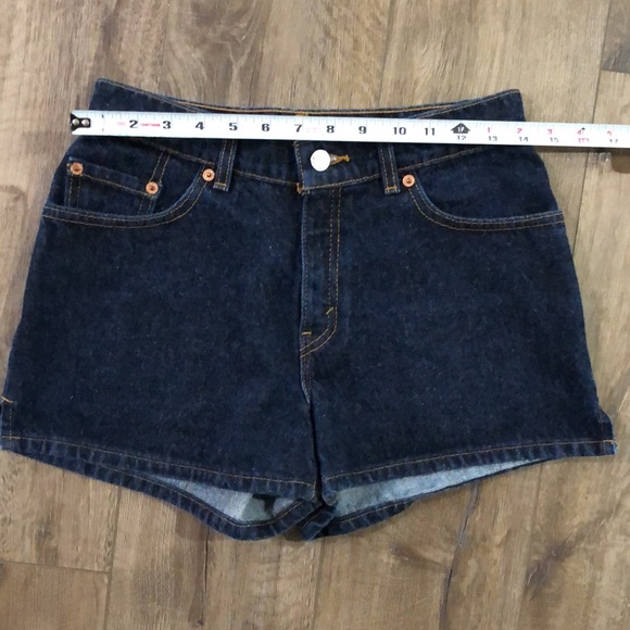 NWOT! - Vintage 90’s LEVI’S 100% Cotton Denim Shorts - Picture 6 of 8